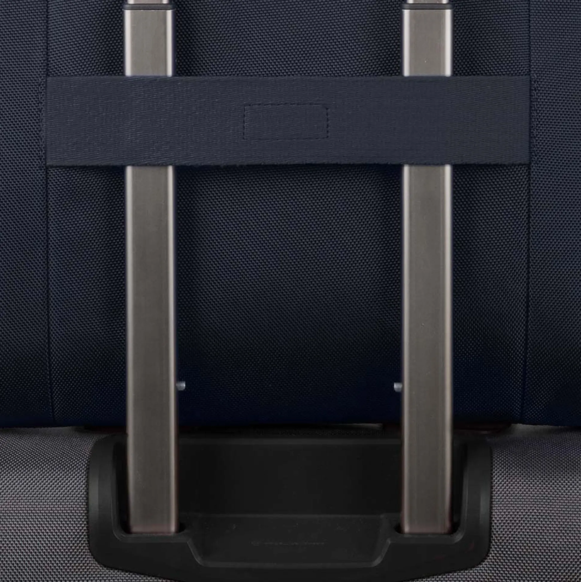 Cartable porte-ordinateur 15" expansible à rabat