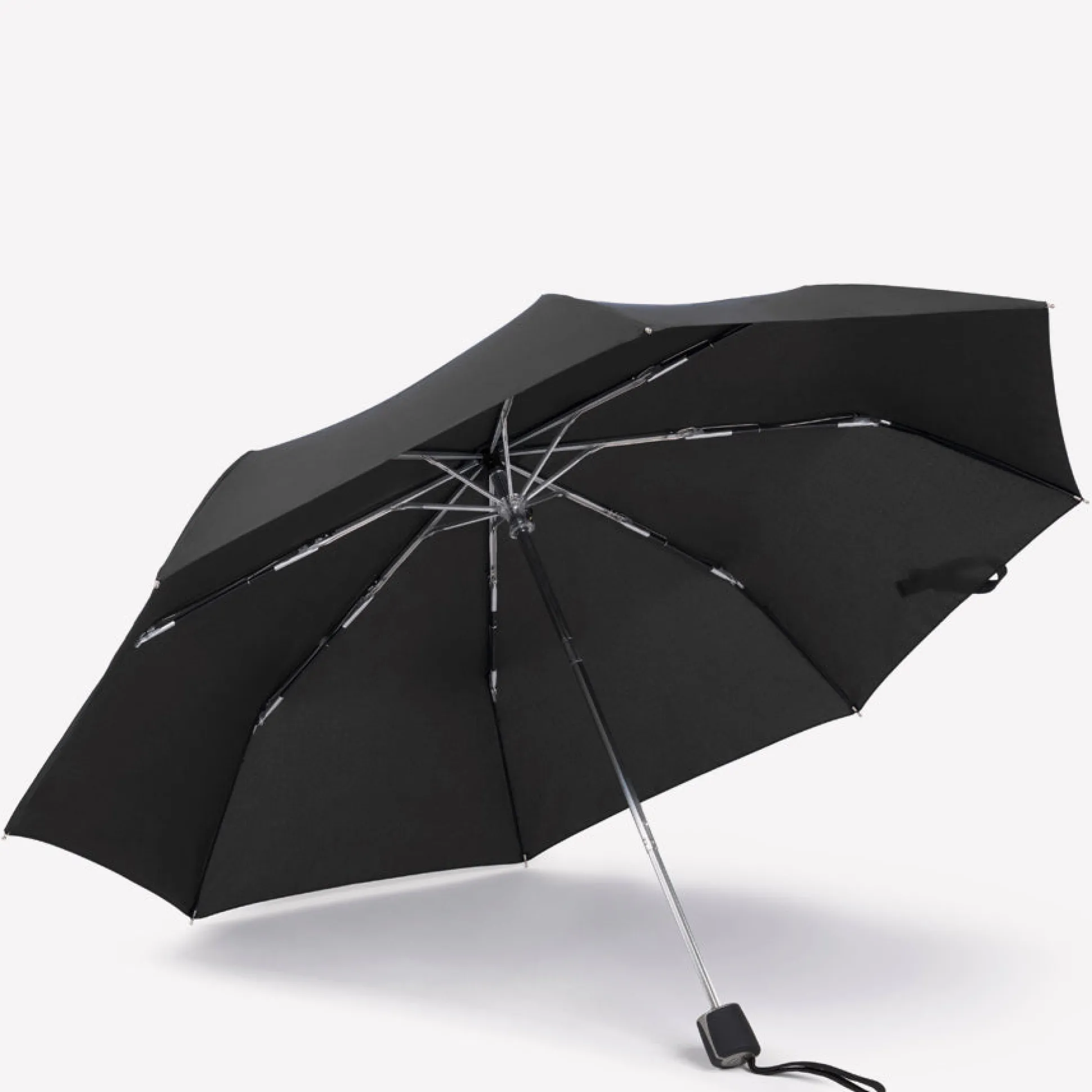 Parapluie pliant coupe-vent en tissu recyclé