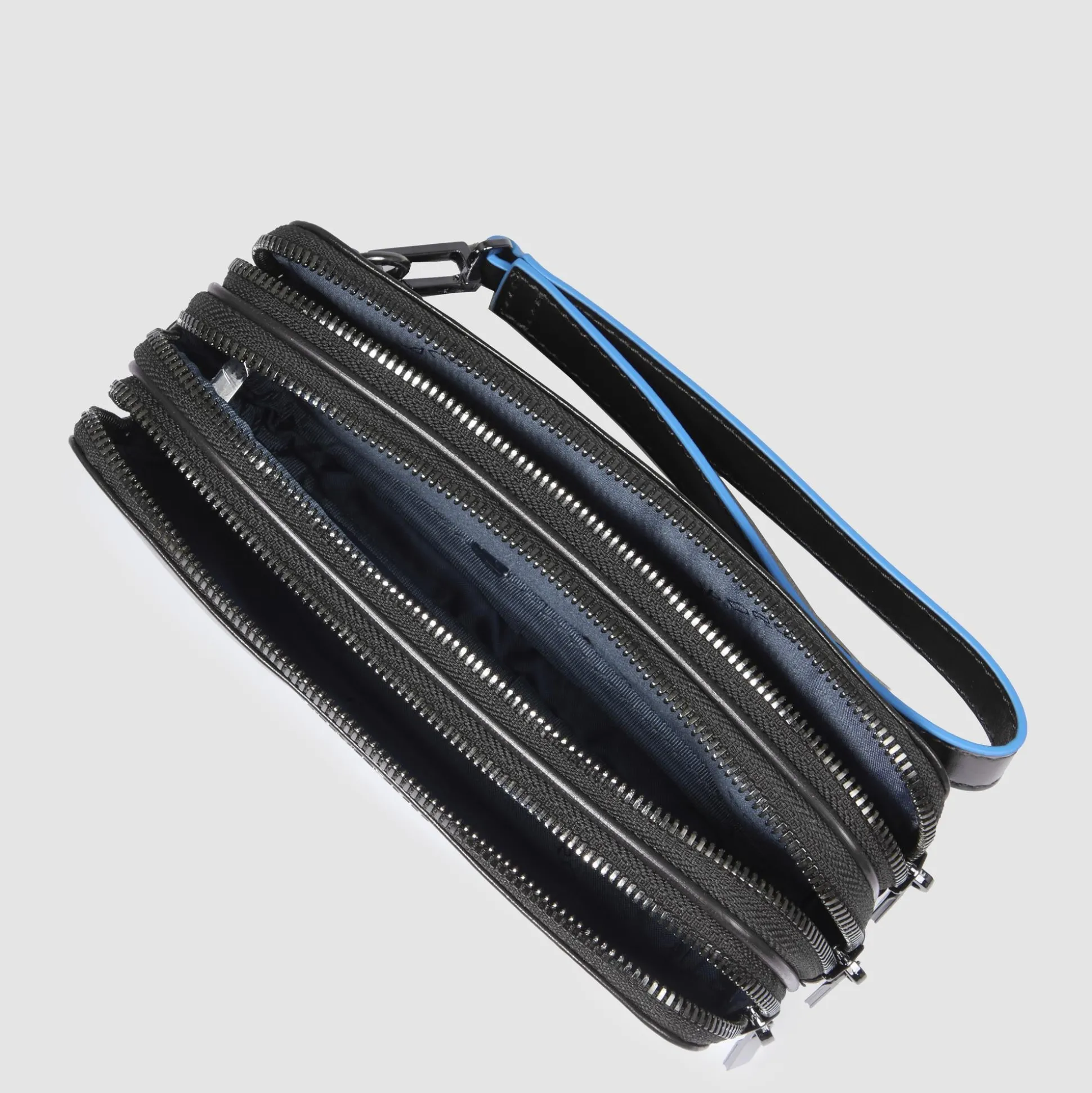 Pochette homme avec trois compartiments