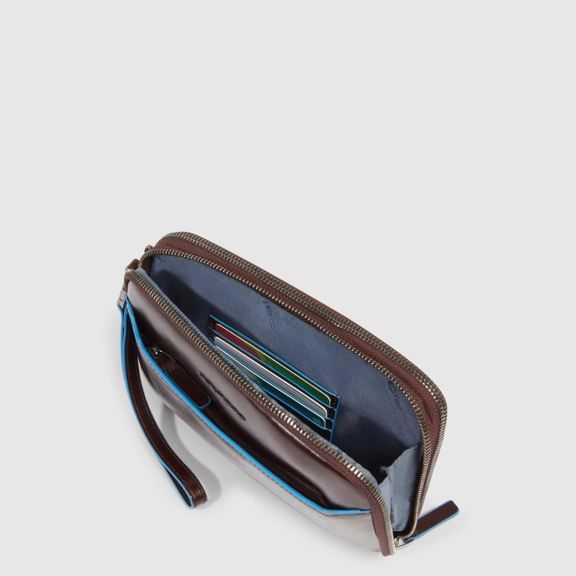 Pochette homme avec trois compartiments