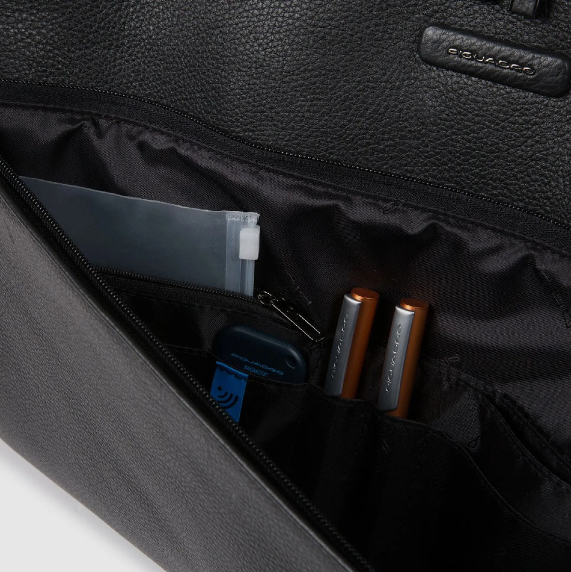 Porte-habits voyage pour acrocher en cuir