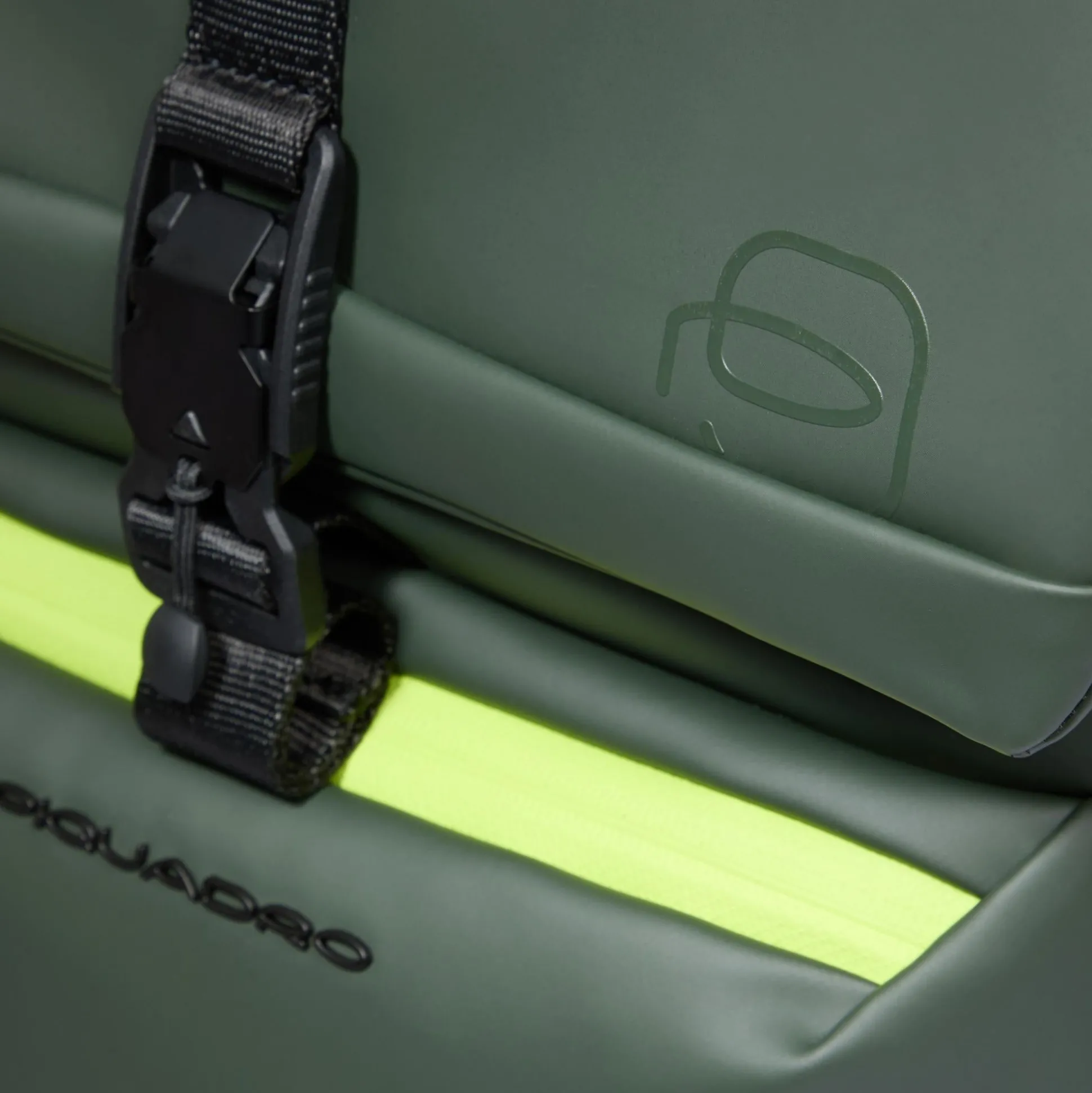 Sac à dos déperlant pour ordinateur 14"