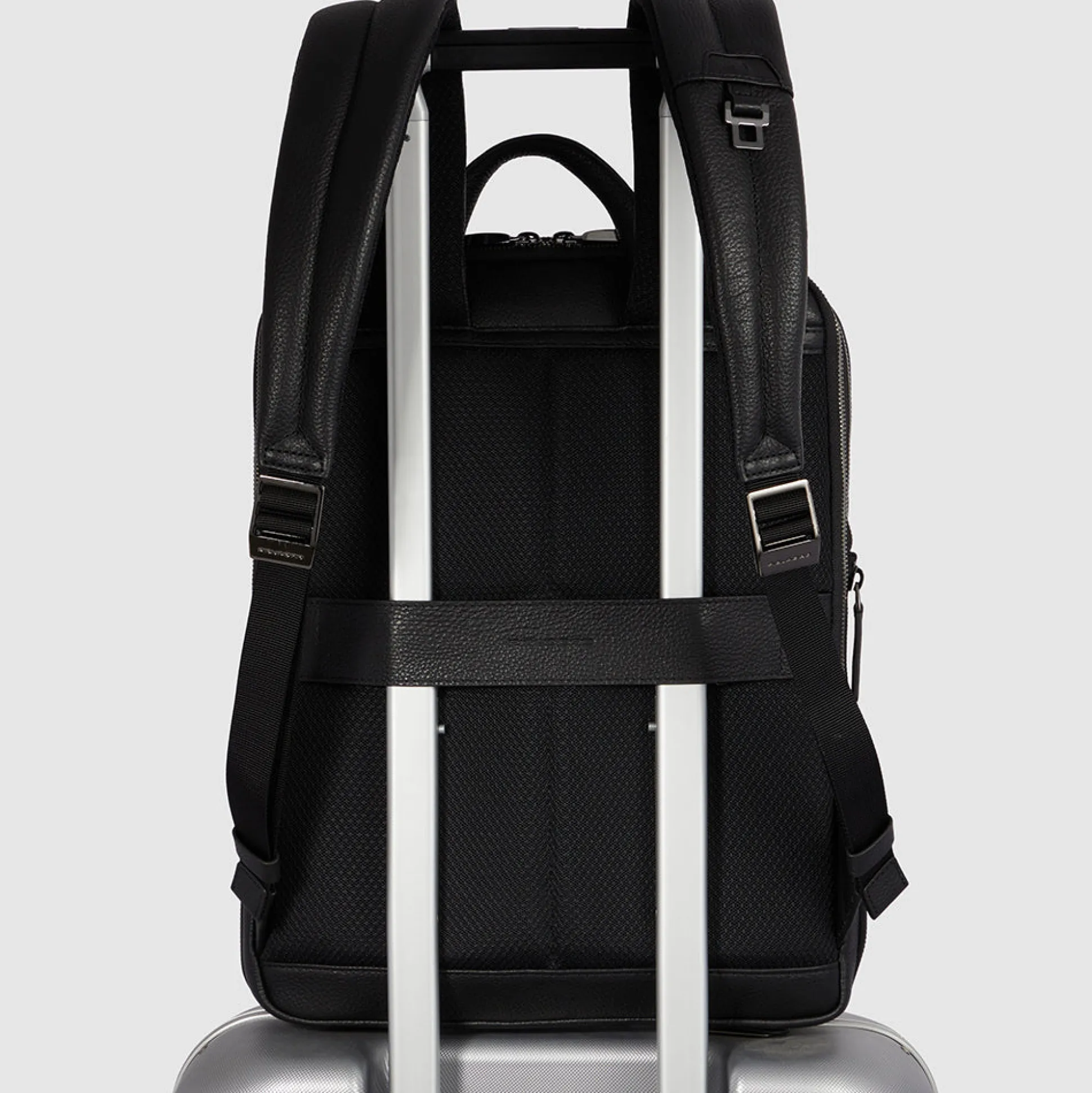 Sac à dos fin pour ordinateur 14"
