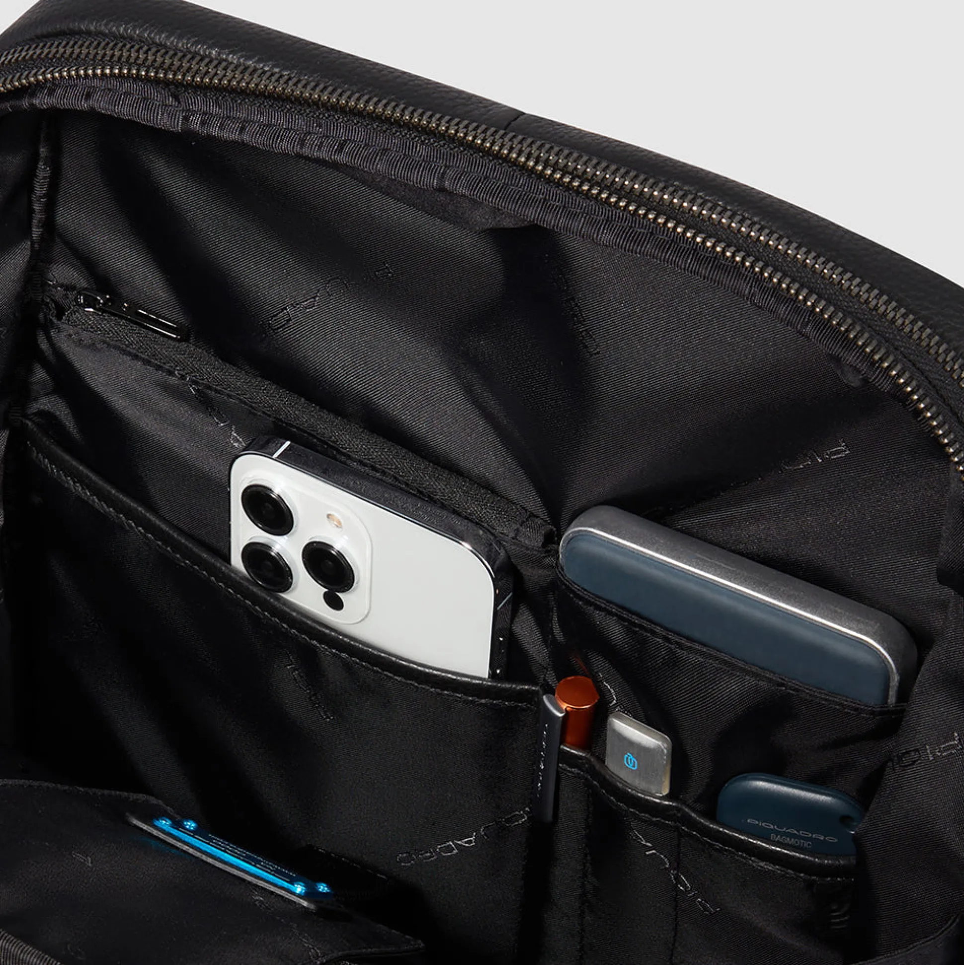 Sac à dos fin pour ordinateur 14"
