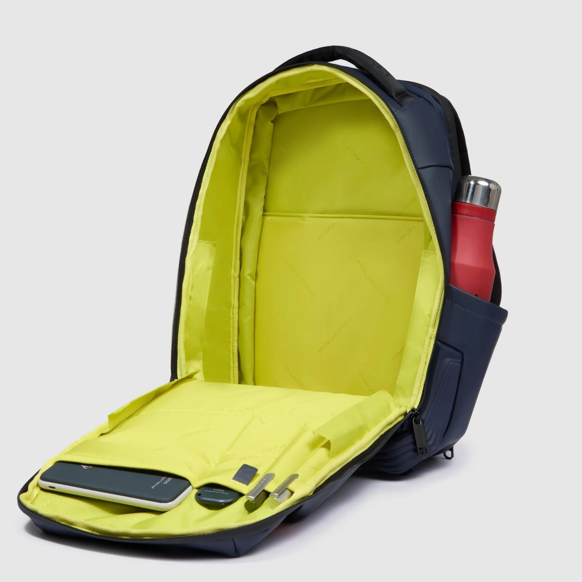 Sac à dos sous-siège déperlant