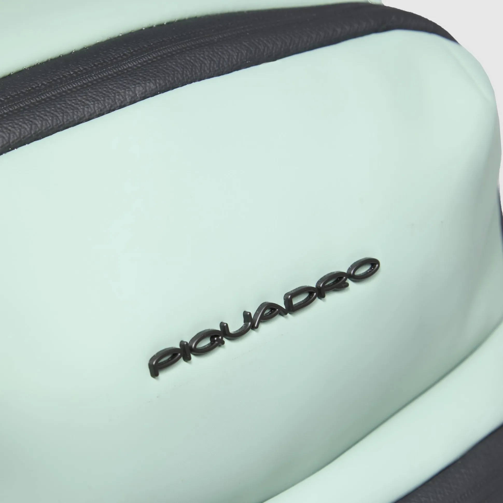 Sac à dos sous-siège déperlant