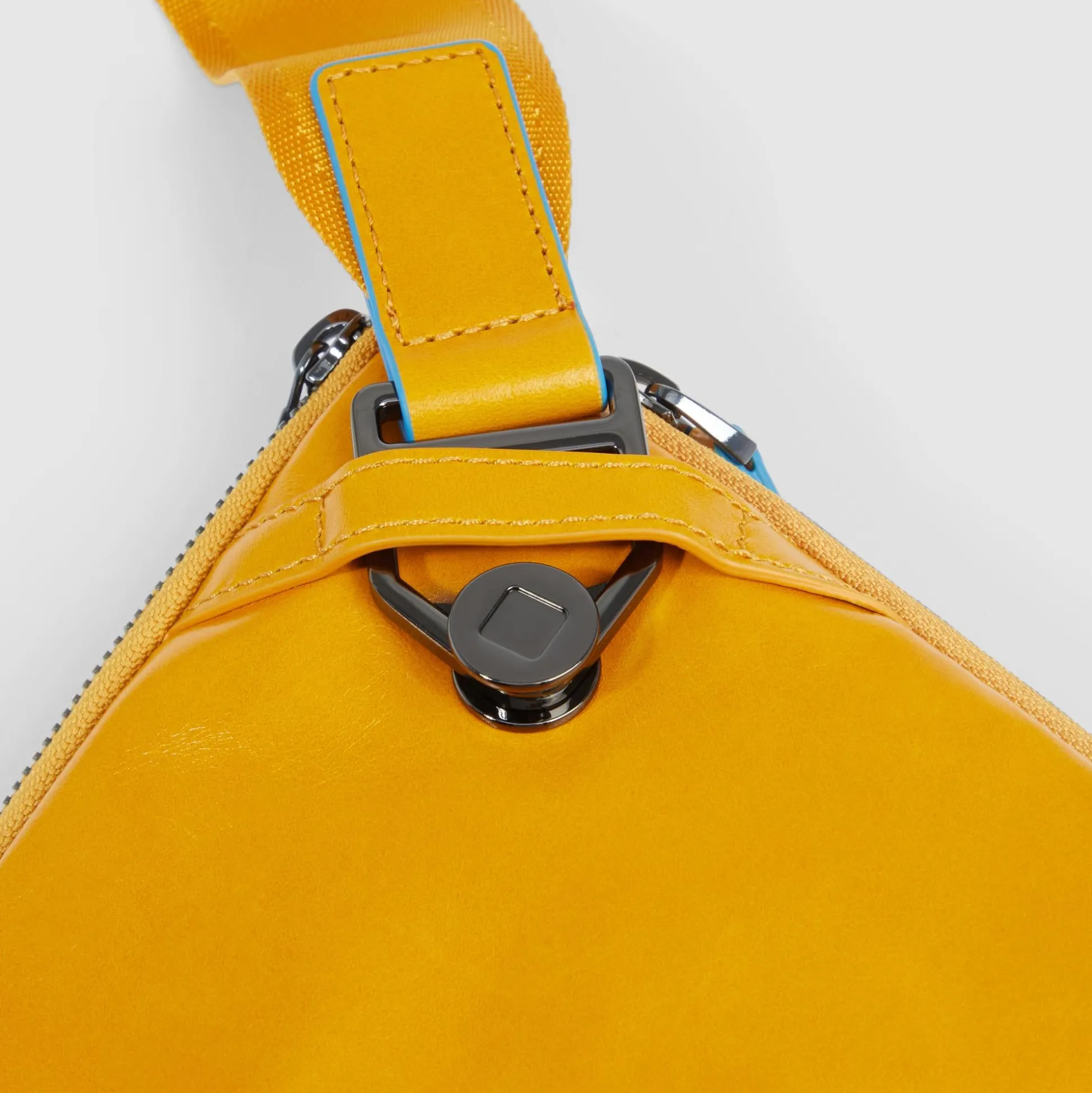 Sac banane plat extensible