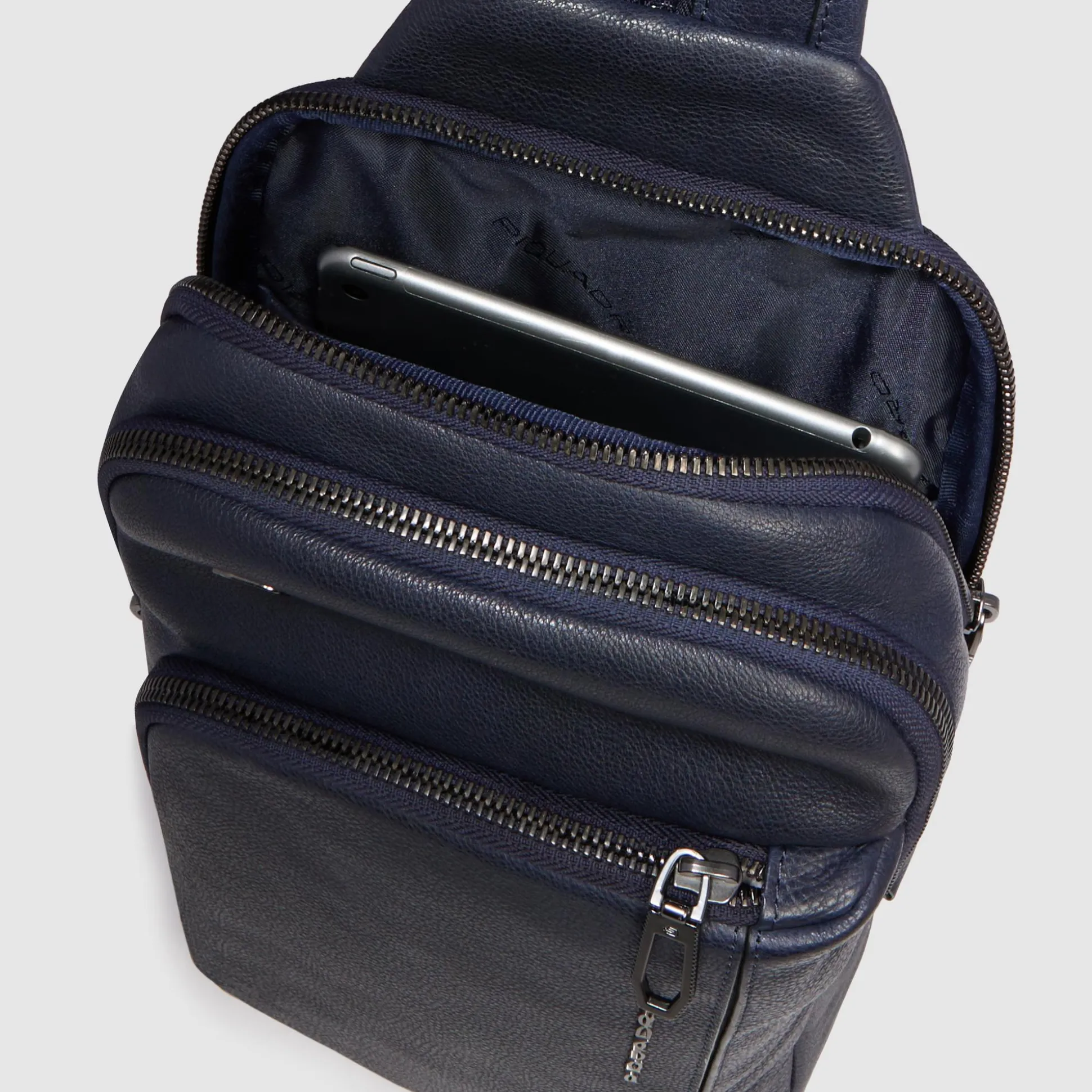 Sac de poitrine homme personnalisable