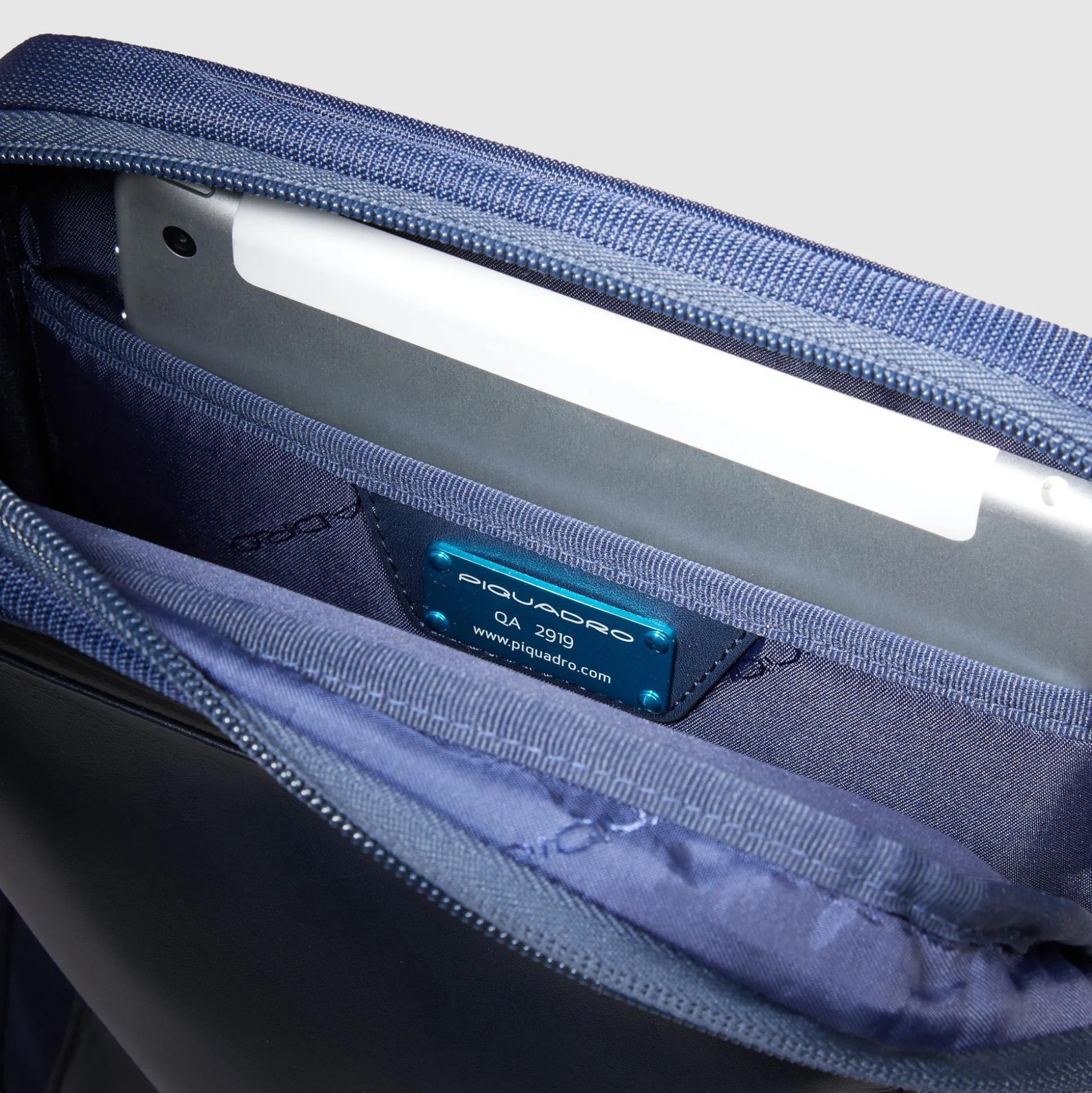 Sacoche homme pour iPad®
