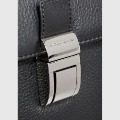 Serviette à deux compartiments plus un