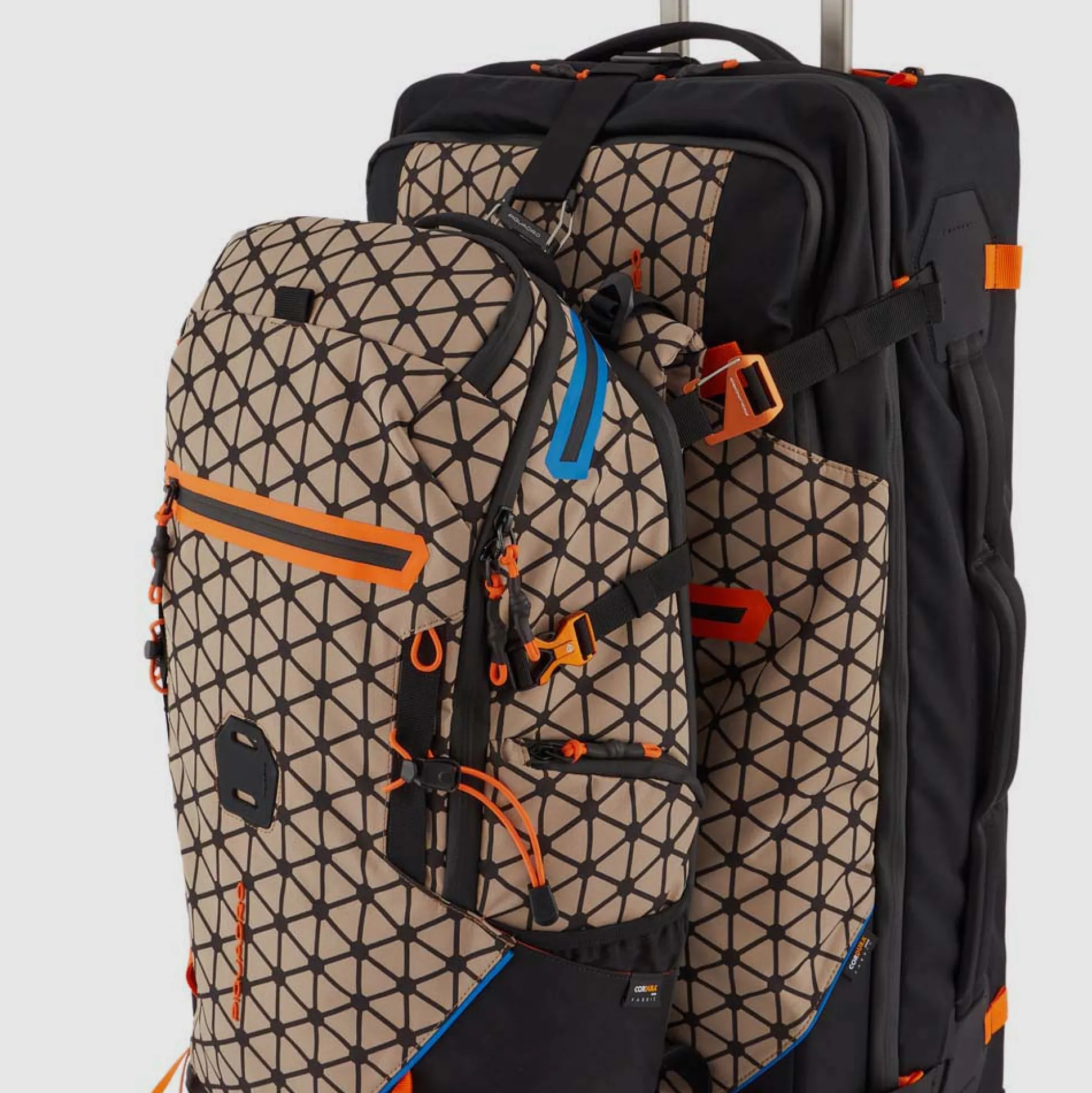 Ski mountaineering and trekking backpack | Shop Piquadro