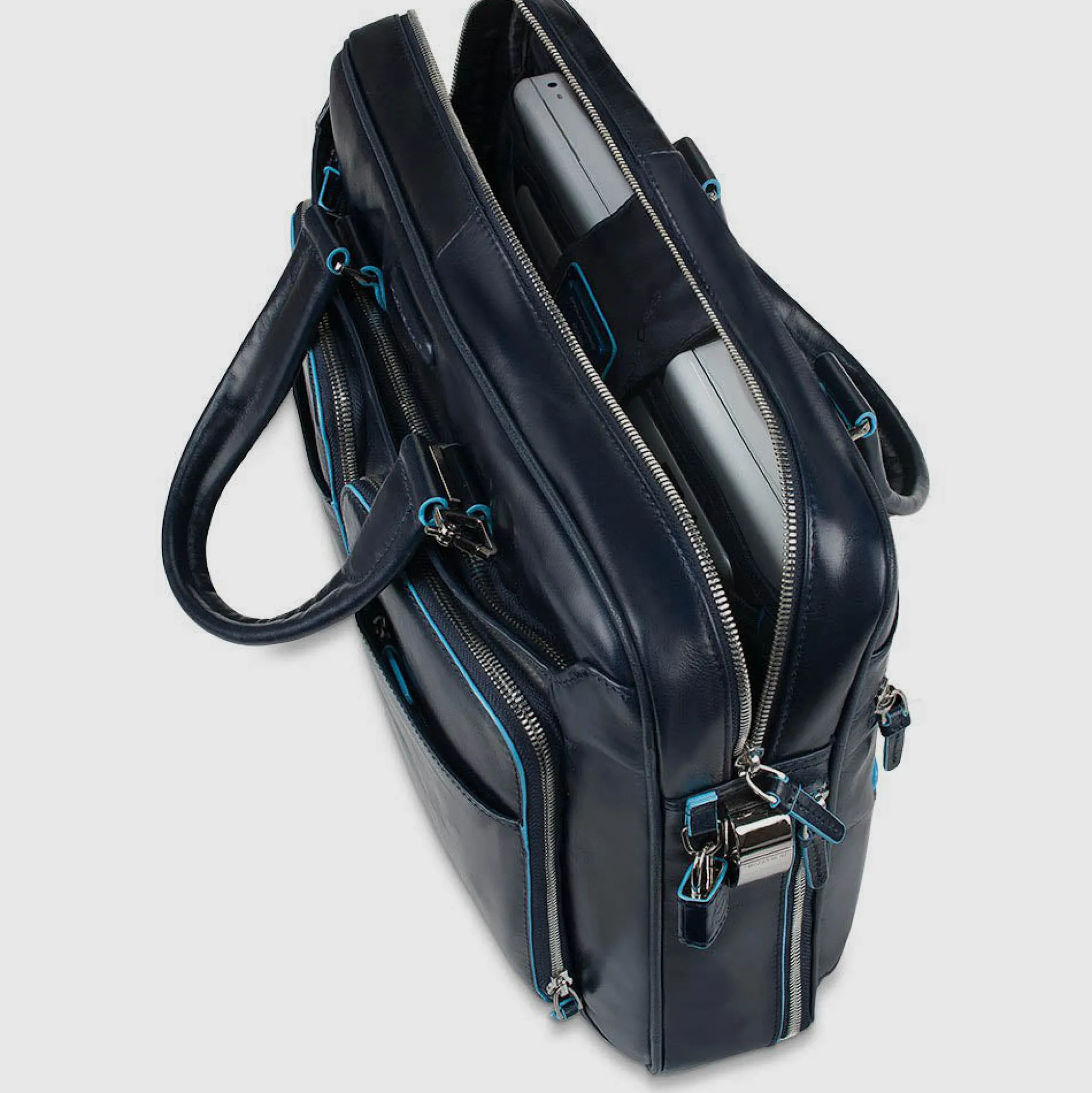 Slim computer 15" and iPad®Pro 12,9" bag | Shop Piquadro