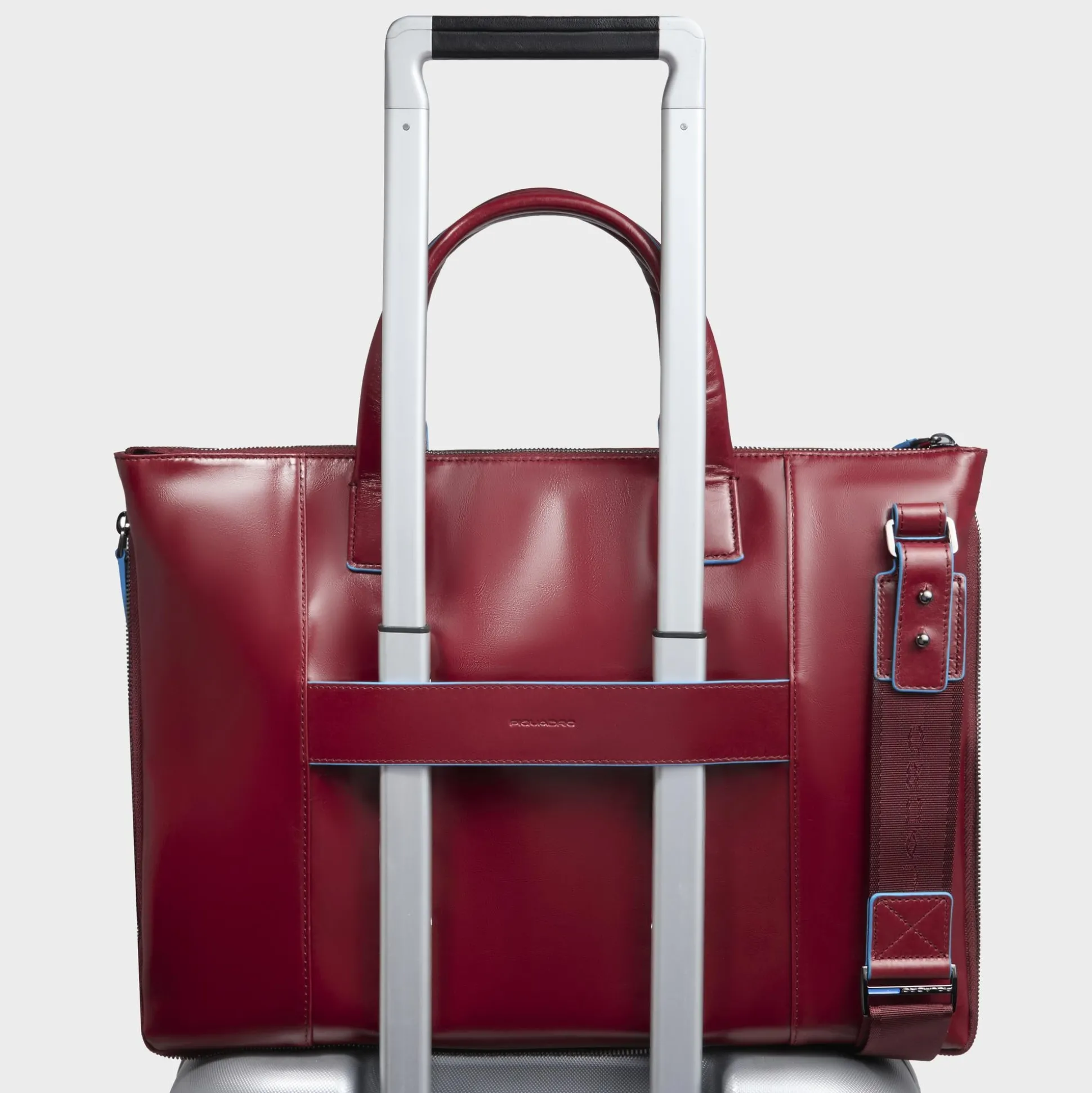 Slim computer 15,6" and iPad®Pro 12,9" bag | Shop Piquadro