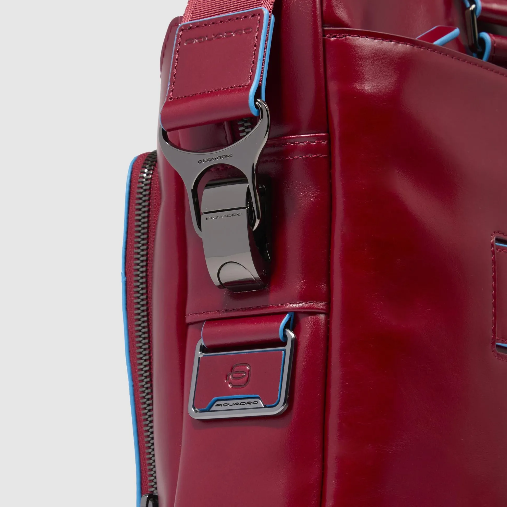 Slim computer 15" and iPad®Pro 12,9" bag | Shop Piquadro