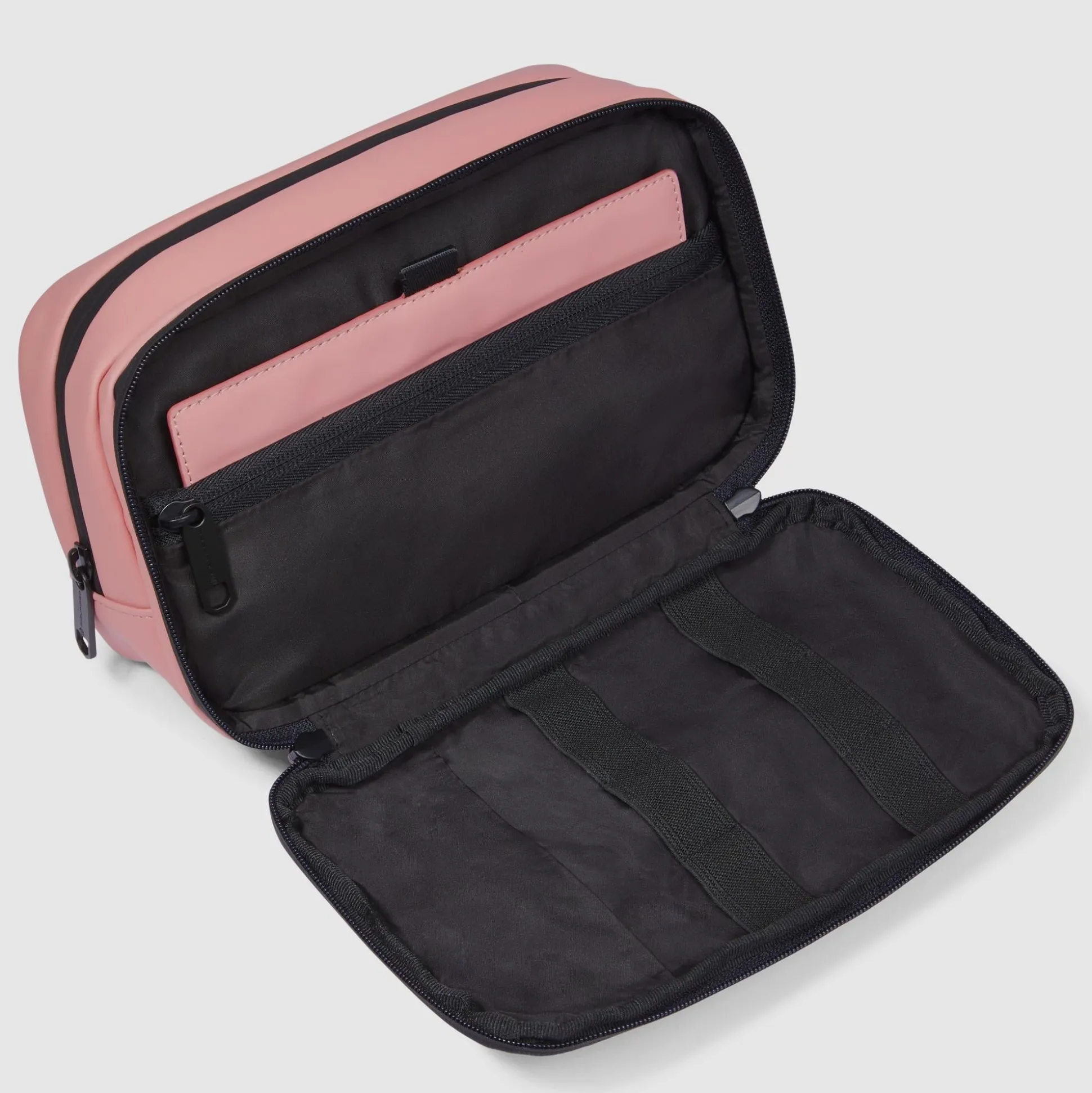Trousse de toilette déperlante