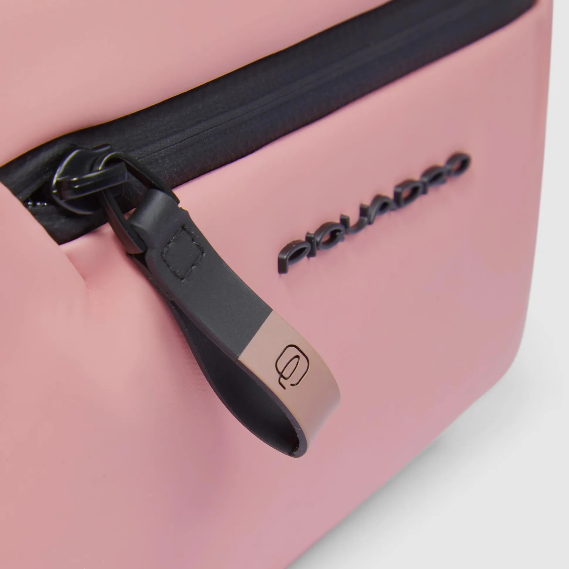 Trousse de toilette déperlante