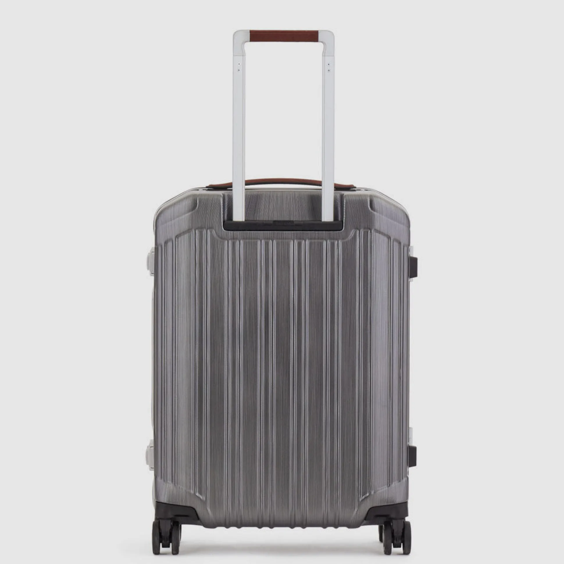 Ultra slim, hardside spinner with TSA lock | Shop Piquadro